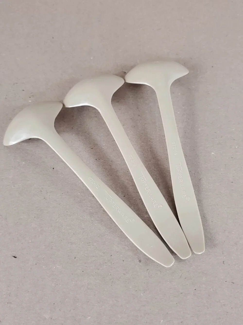 Tupperware 872 Condiment Spoons Mini Ladles Set of 3